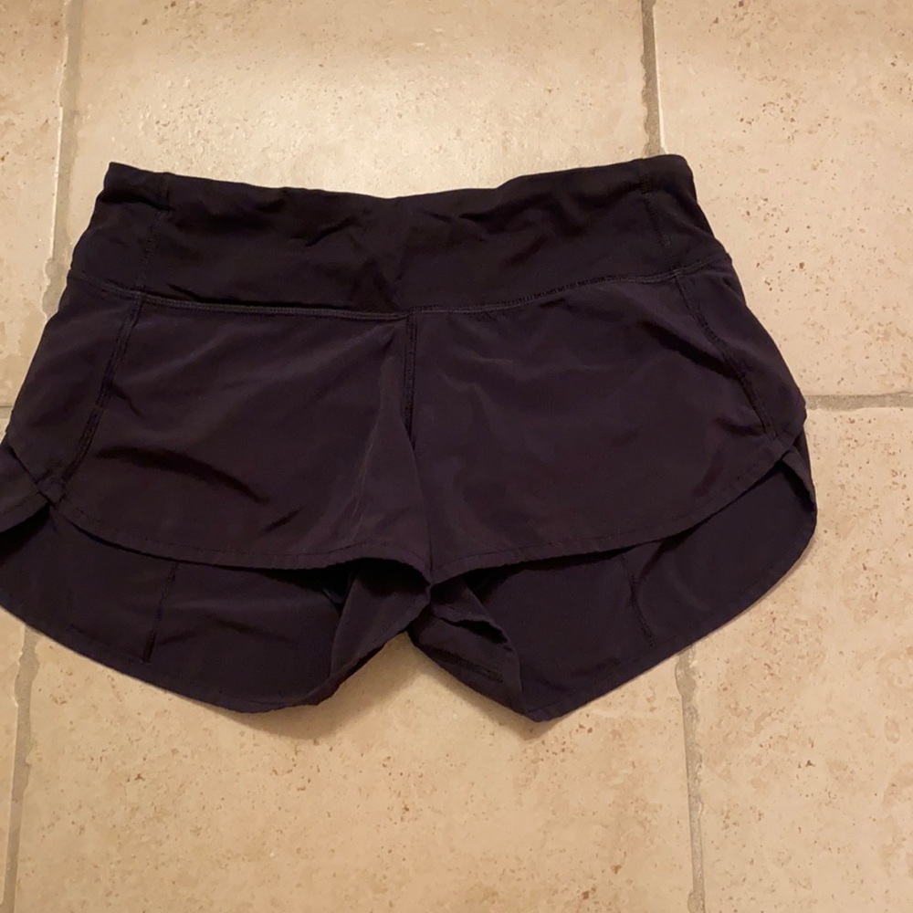 lululemon size 2 black shorts